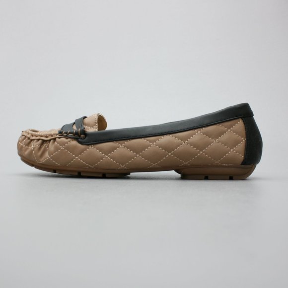 Ball-Band Ladies 10 Unique Taupe Black Slip-on Flats Moc-toe Moccasin Loafers - Picture 3 of 10